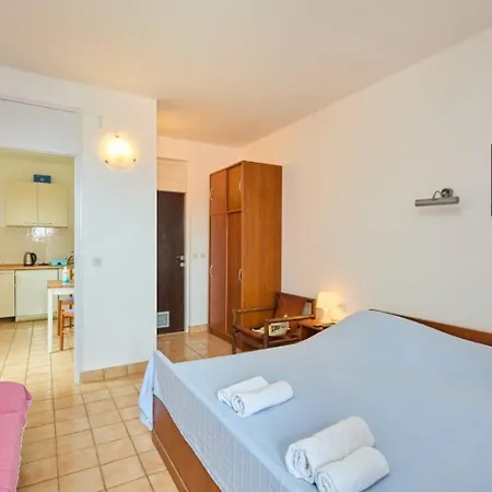 In With Sea View, Balcony, Air Conditioning, Wifi 5197-1 דירה