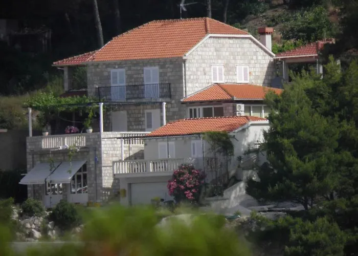 Apartment In With Sea View, Balcony, Air Conditioning, Wifi 5197-1 Saplunara