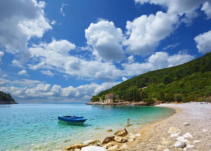 Apartment In With Sea View, Balcony, Air Conditioning, Wifi 5197-1 Saplunara