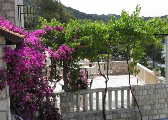 Apartment In With Sea View, Balcony, Air Conditioning, Wifi 5197-1