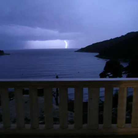 Appartement In With Sea View, Balcony, Air Conditioning, Wifi 5197-1 Saplunara